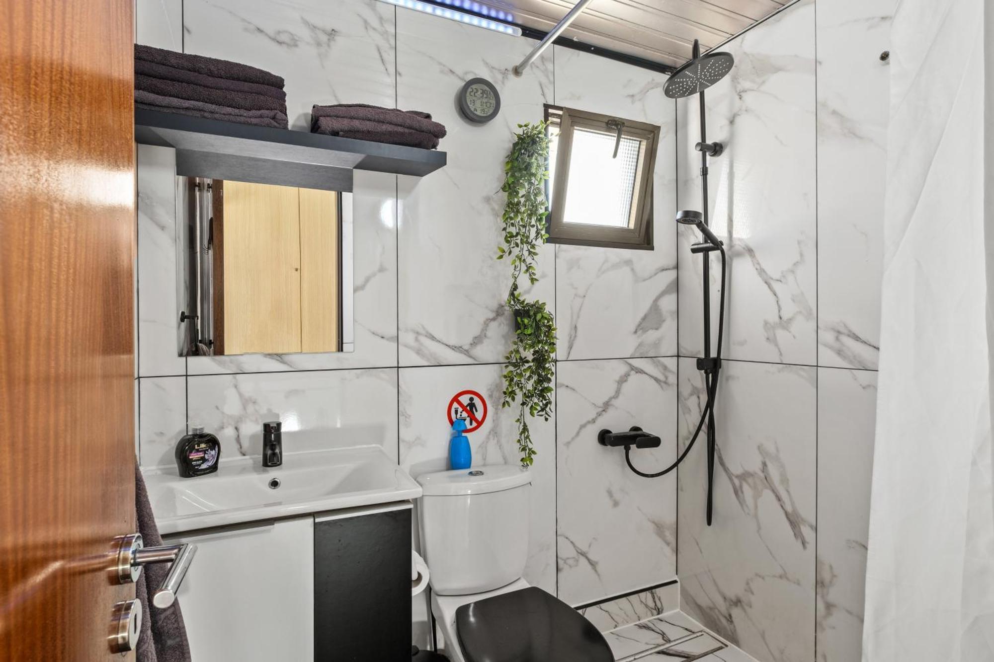 Demetris Apartment Meneou Luaran gambar
